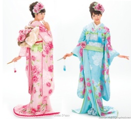pink-blue-japanese-kimono